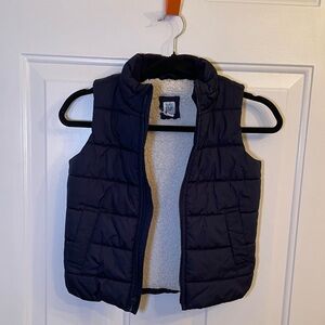 GAP KIDS - Navy Puffer Vest with Sherpa Liner